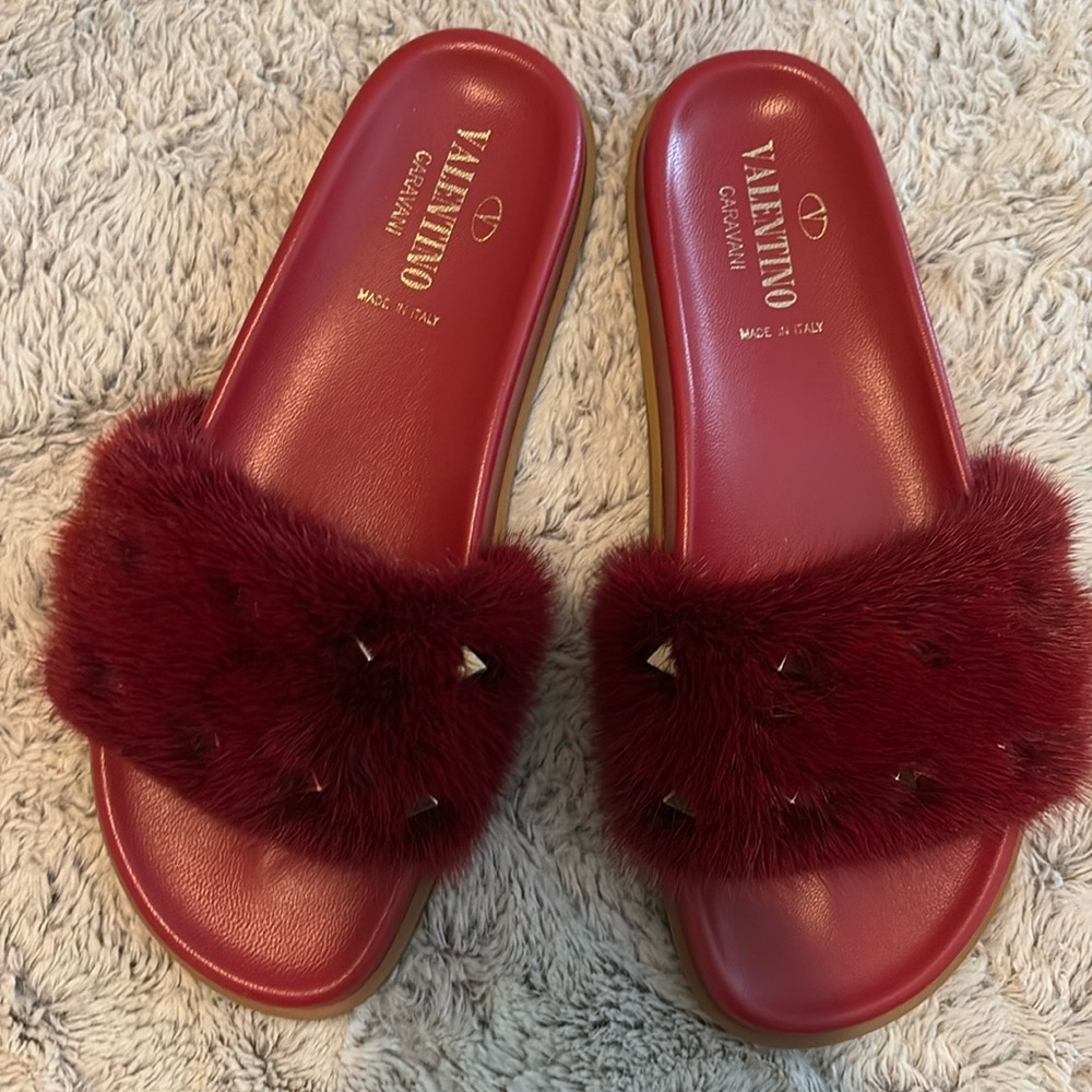 Valentino Garavani Rockstud Mink Fur Slide authentic worn maybe three times RED
